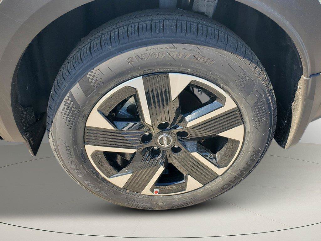 New 2027 Nissan Kicks SV AWD/4WD image 10