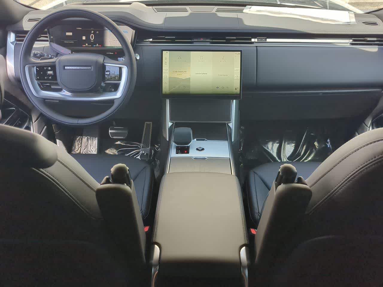 New 2026 Land Rover Range Rover Long Wheelbase SE AWD/4WD image 15