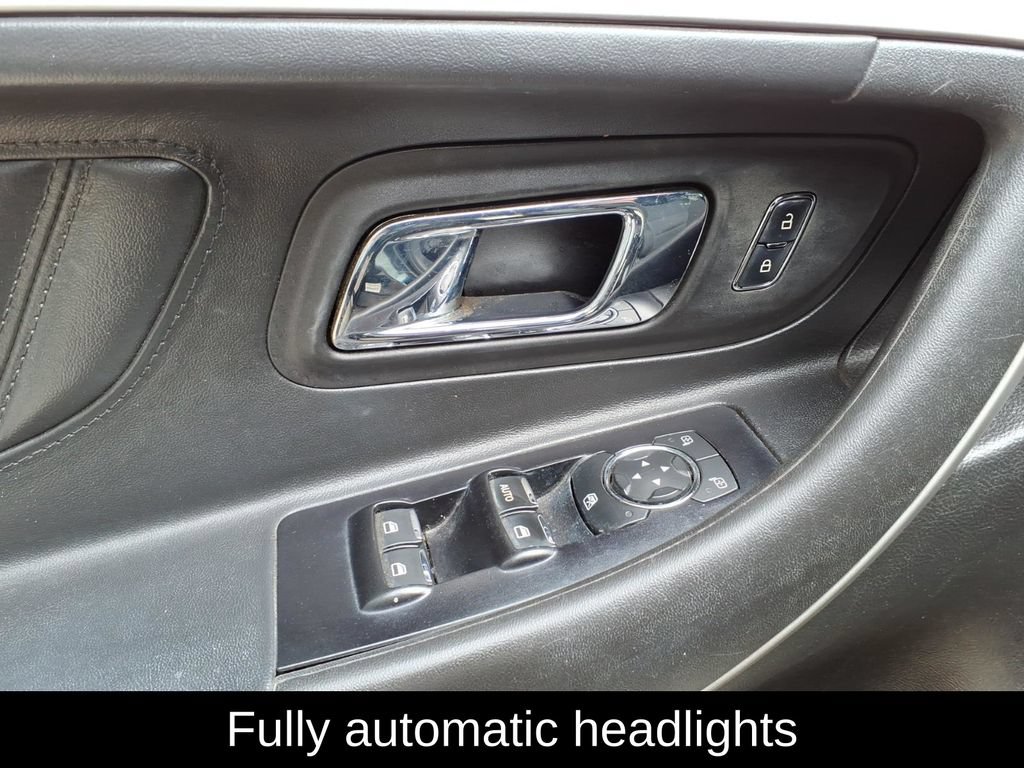 Used 2018 Ford Taurus SEL w/ Equipment Group 201A AWD/4WD image 11