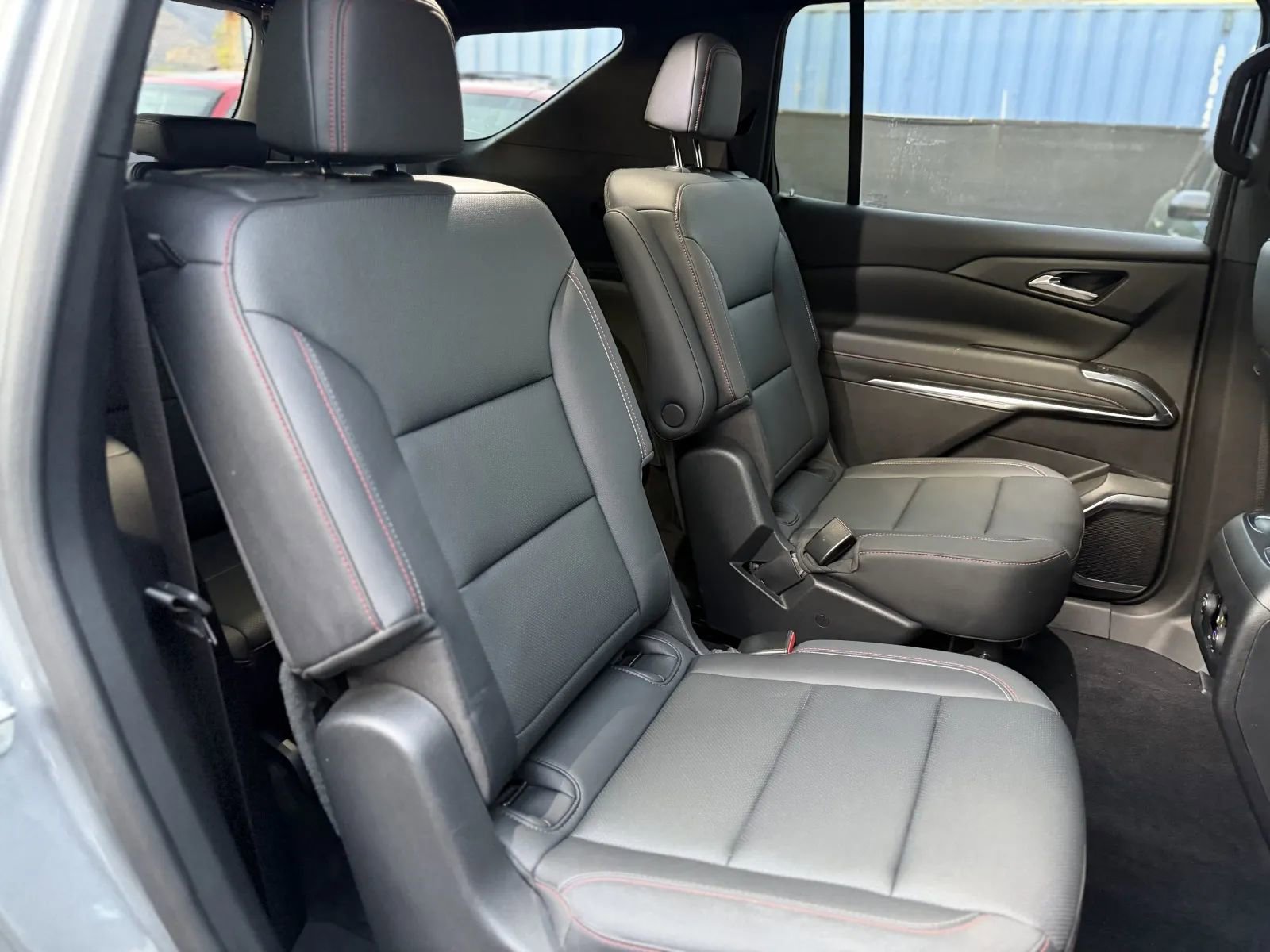 Used 2024 Chevrolet Traverse Z71 w/ LPO, Cargo Package image 21