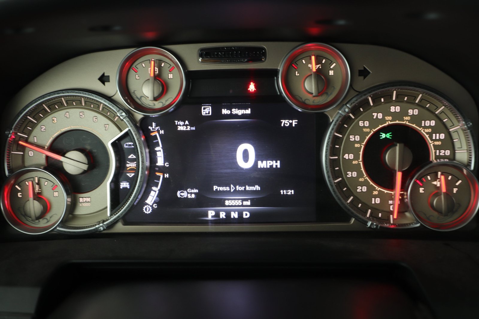 Used 2015 RAM 3500 Laramie Longhorn AWD/4WD image 18