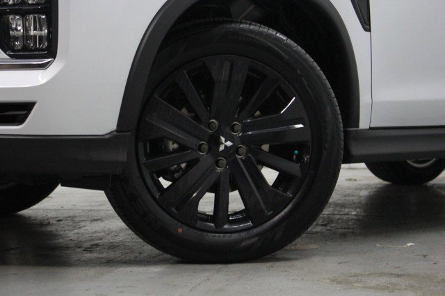 New 2026 Mitsubishi Outlander Sport LE image 3