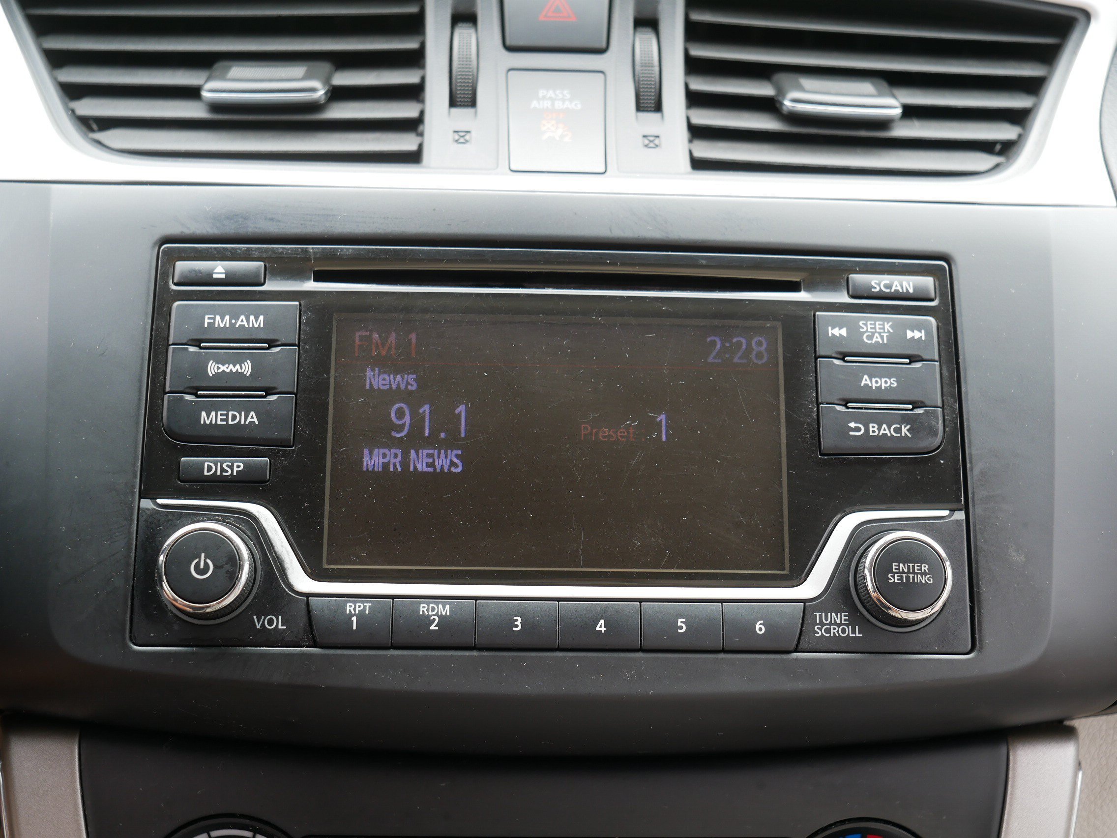 Used 2015 Nissan Sentra SV w/ Style Package FWD image 27