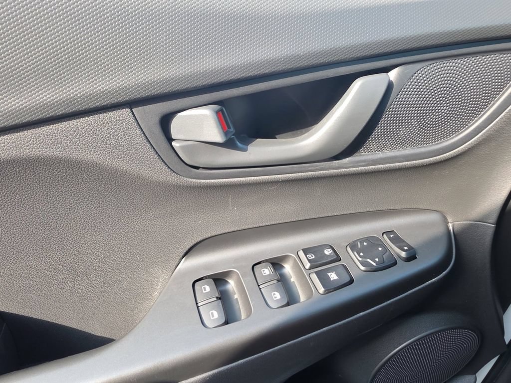 Certified 2023 Hyundai Kona SEL FWD image 23