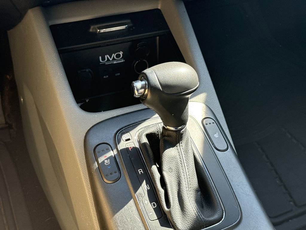 Used 2015 Kia Forte EX w/ EX Premium Package image 26