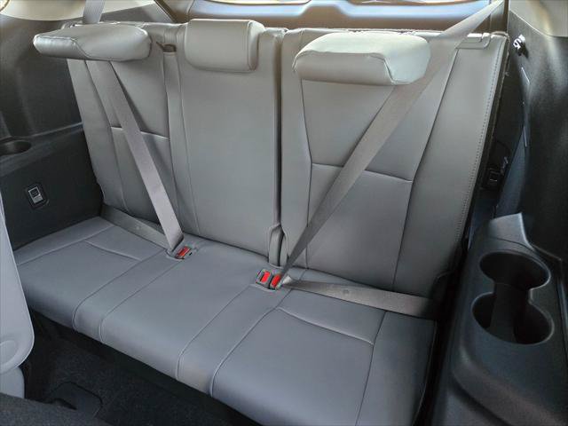 Certified 2026 Toyota Highlander Limited AWD/4WD image 12