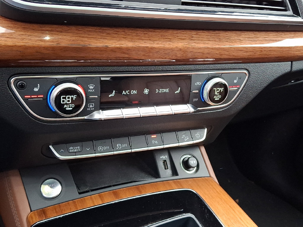 Certified 2023 Audi Q5 2.0T Premium Plus AWD/4WD image 17