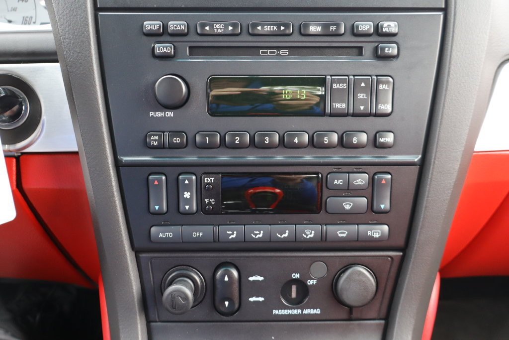 Used 2002 Ford Thunderbird RWD image 6