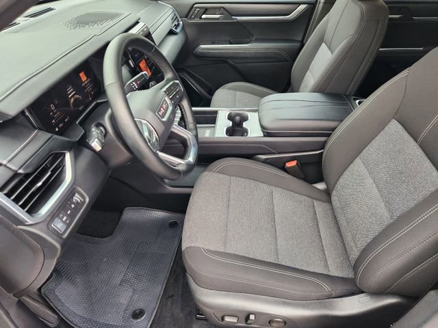 Used 2025 GMC Acadia Elevation image 13