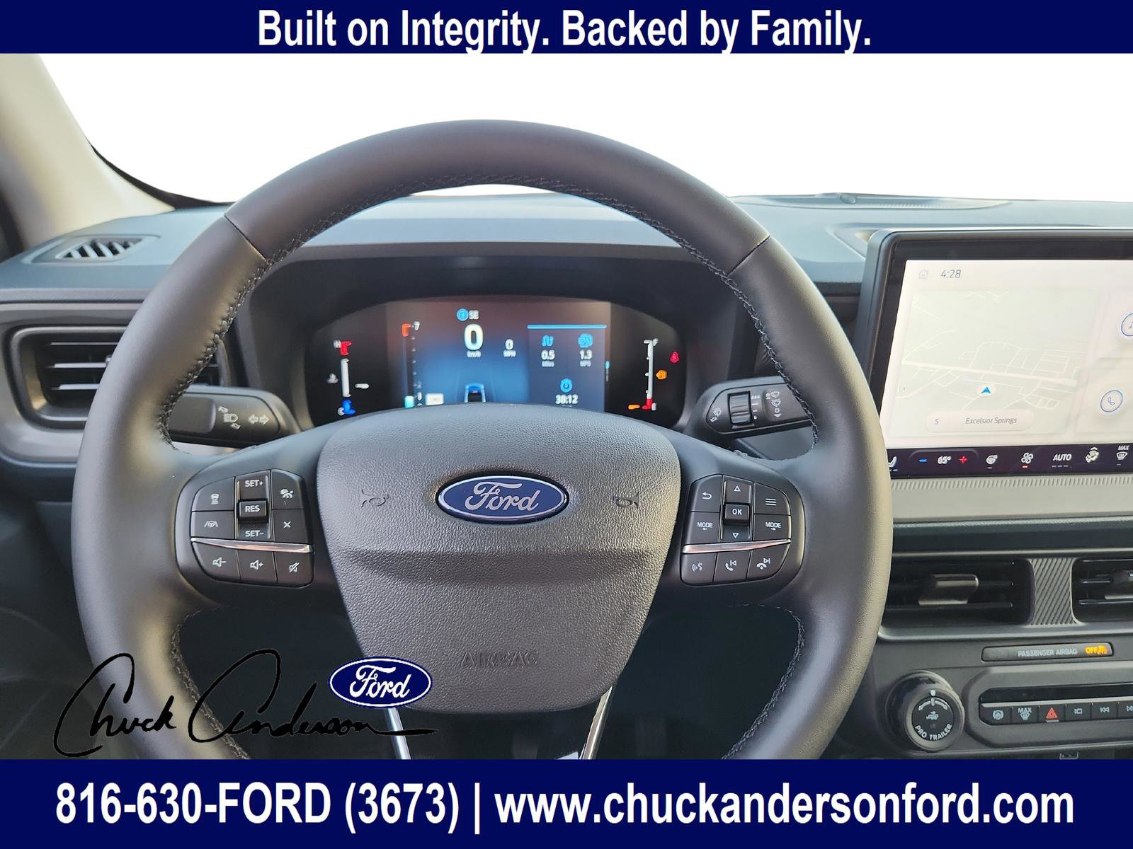 New 2025 Ford Maverick Lariat w/ Black Appearance Package image 13