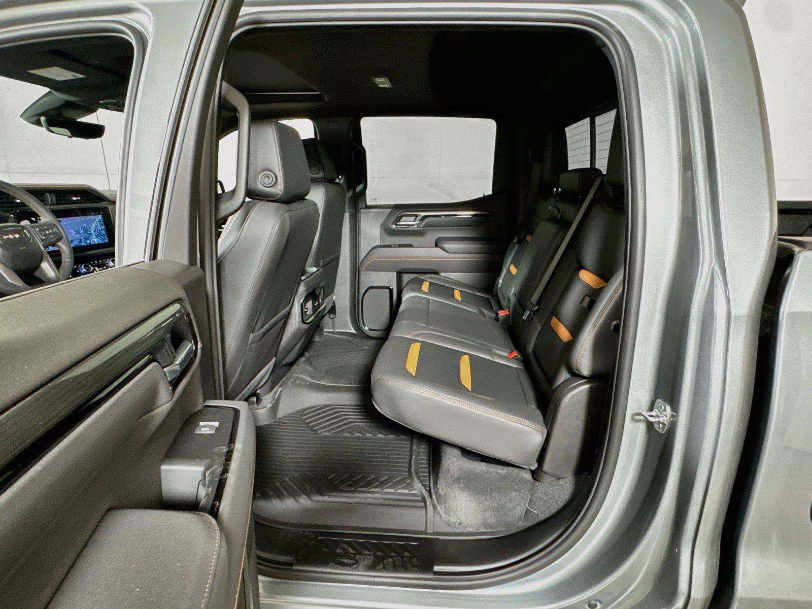 New 2026 GMC Sierra 1500 AT4 w/ AT4 Premium Package AWD/4WD image 13