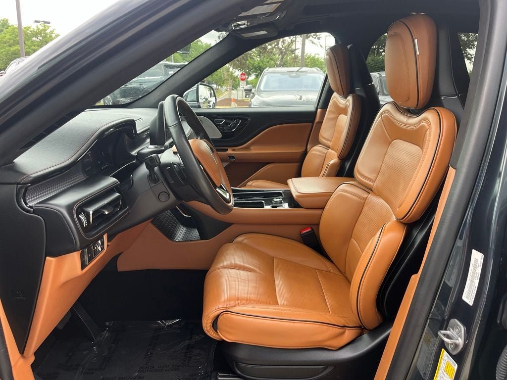 Certified 2022 Lincoln Aviator Black Label w/ Dynamic Handling Package AWD/4WD image 26
