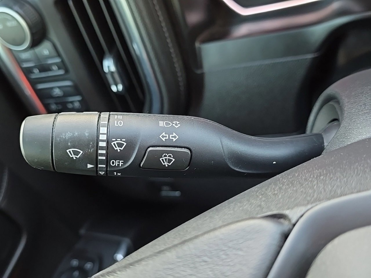 Used 2020 Chevrolet Silverado 1500 LT w/ All-Star Edition image 20