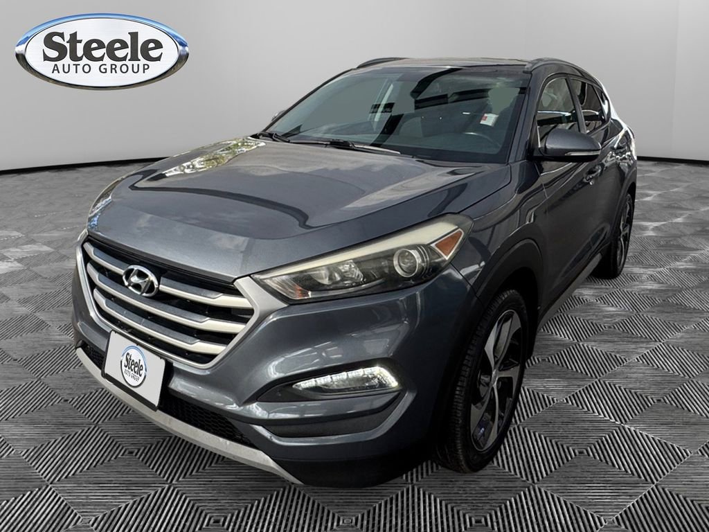 Used 2017 Hyundai Tucson Sport image 1