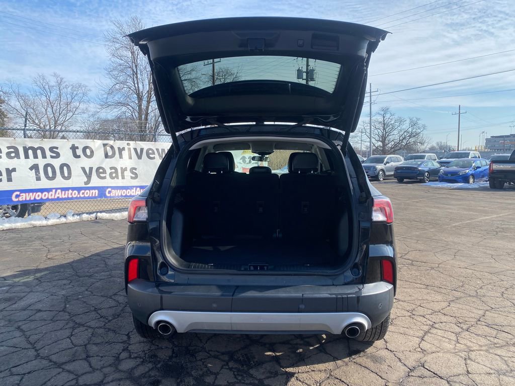 Used 2021 Ford Escape SEL AWD/4WD image 4