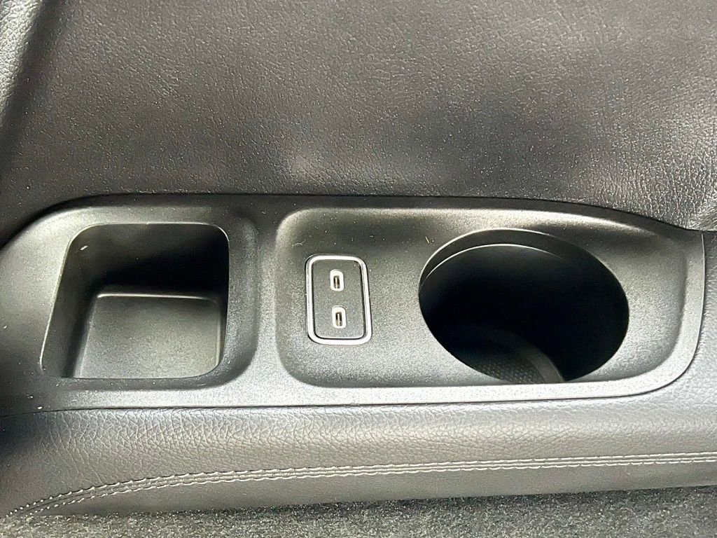 Certified 2025 Mercedes-Benz GLS 450 4MATIC image 26