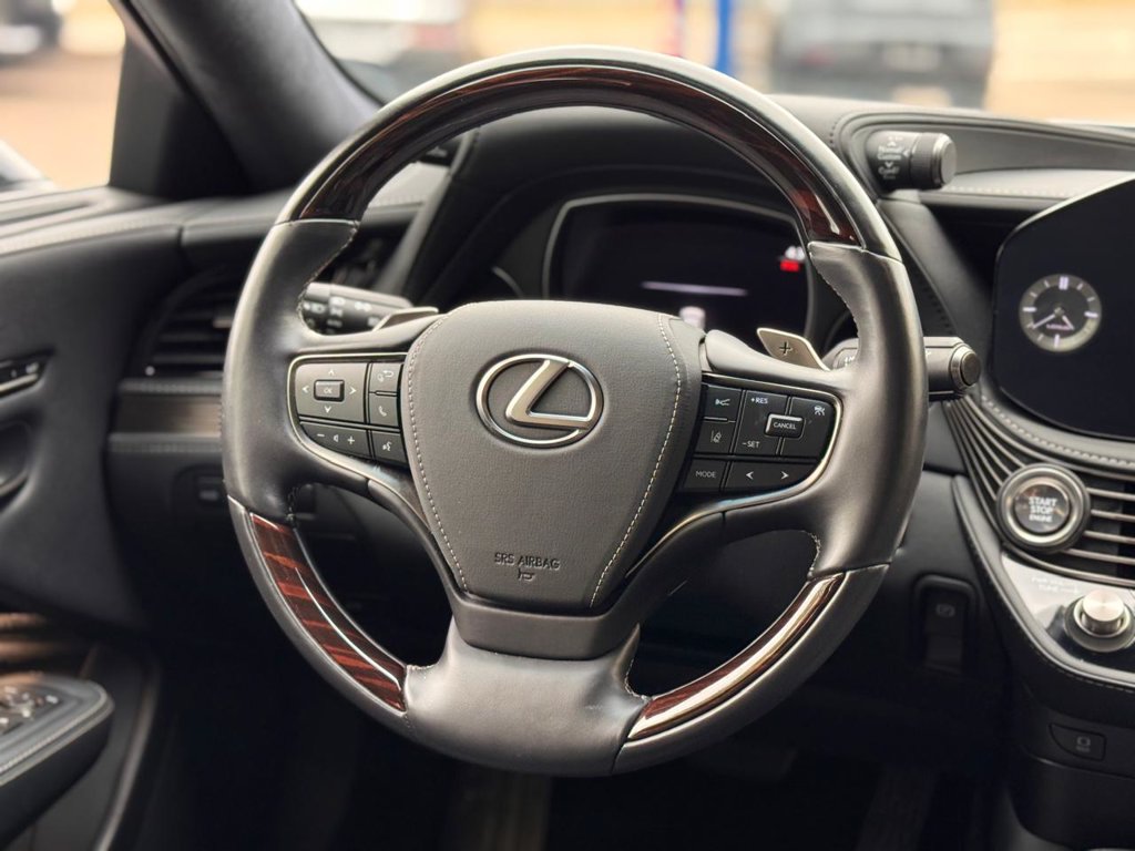 Used 2022 Lexus LS 500 AWD w/ Luxury Package image 28