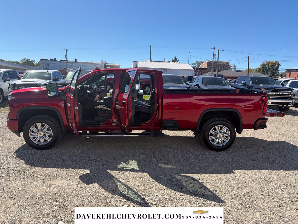 Used 2025 Chevrolet Silverado 3500 High Country w/ High Country Premium Package AWD/4WD image 30