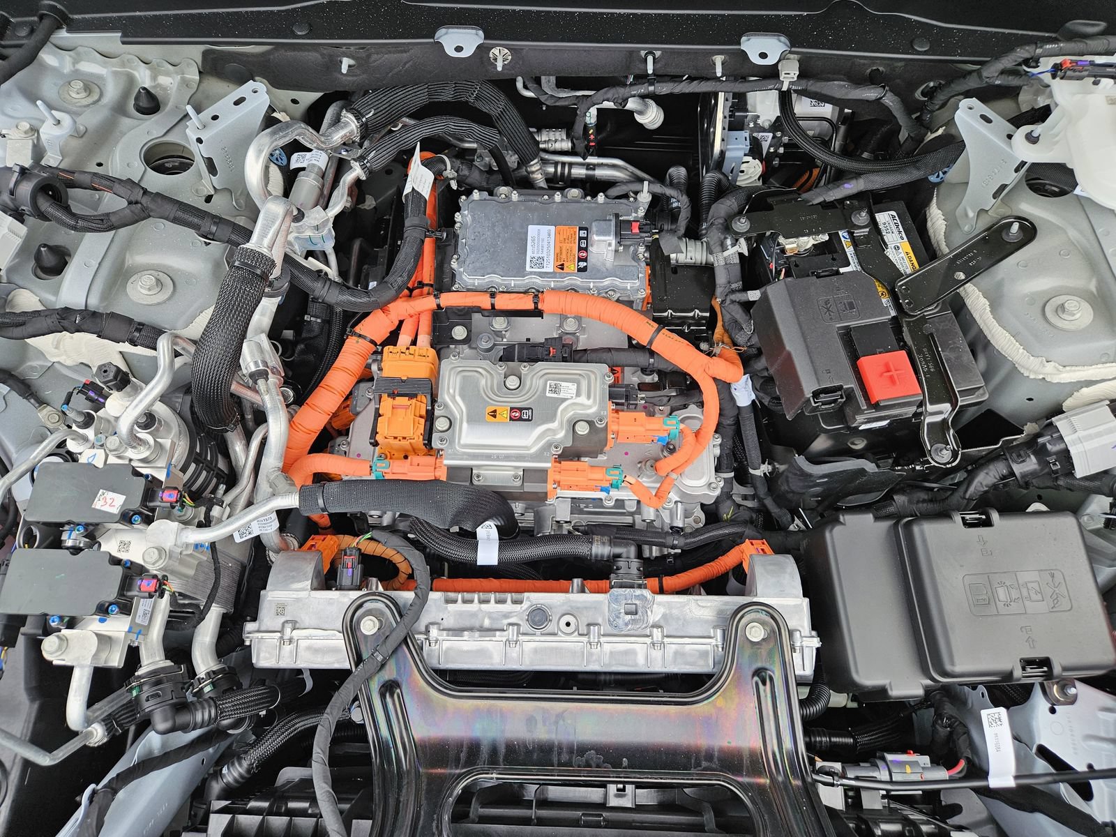 New 2027 Cadillac Vistiq Sport AWD/4WD image 32