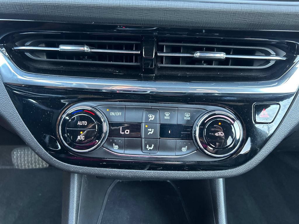 Used 2025 Buick Envista Sport Touring w/ Convenience I Package FWD image 20