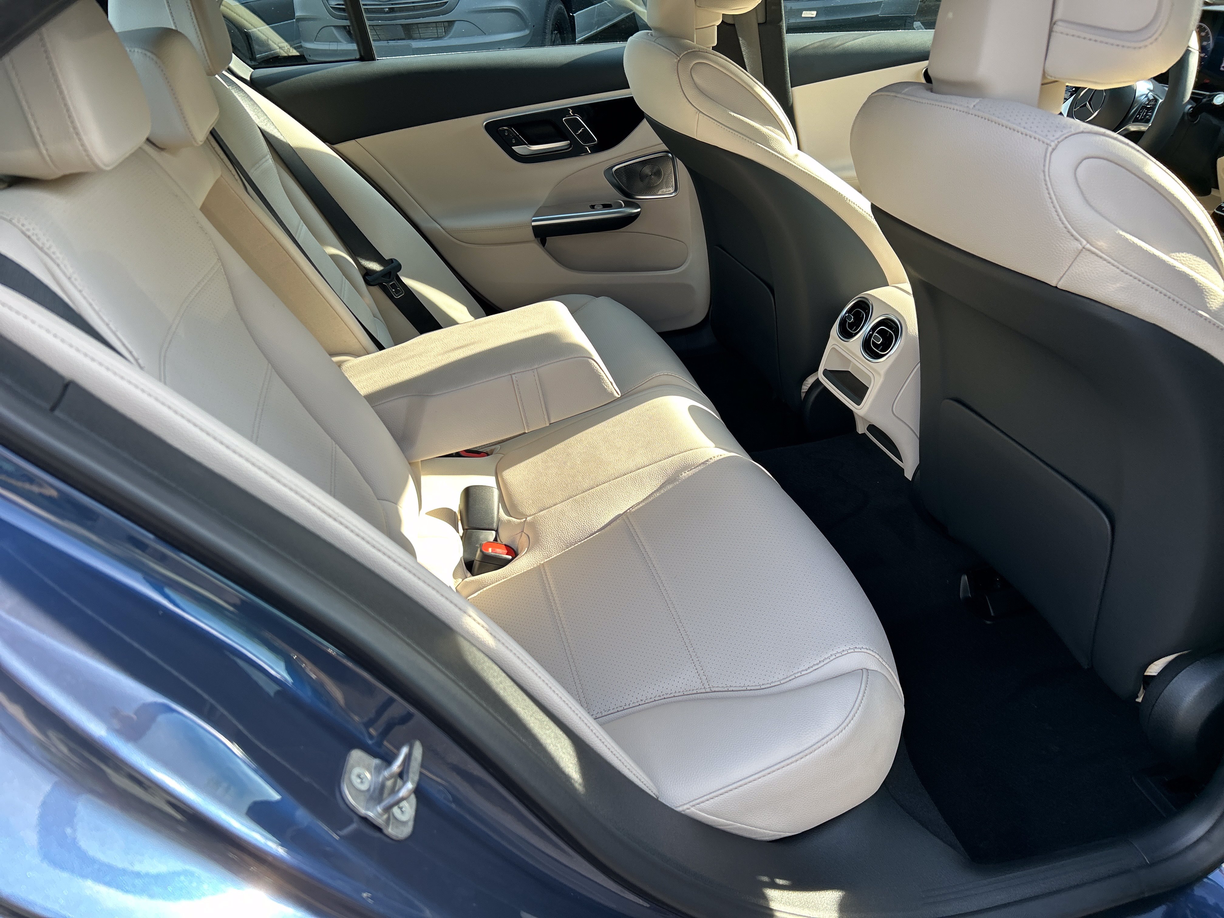 New 2026 Mercedes-Benz C 300 Sedan image 39