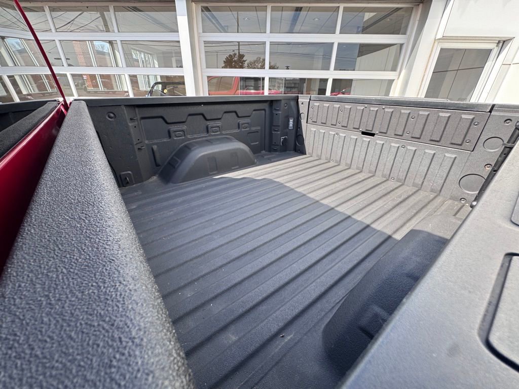 Used 2024 GMC Sierra 1500 Elevation w/ LPO, Elevation Black Package image 32