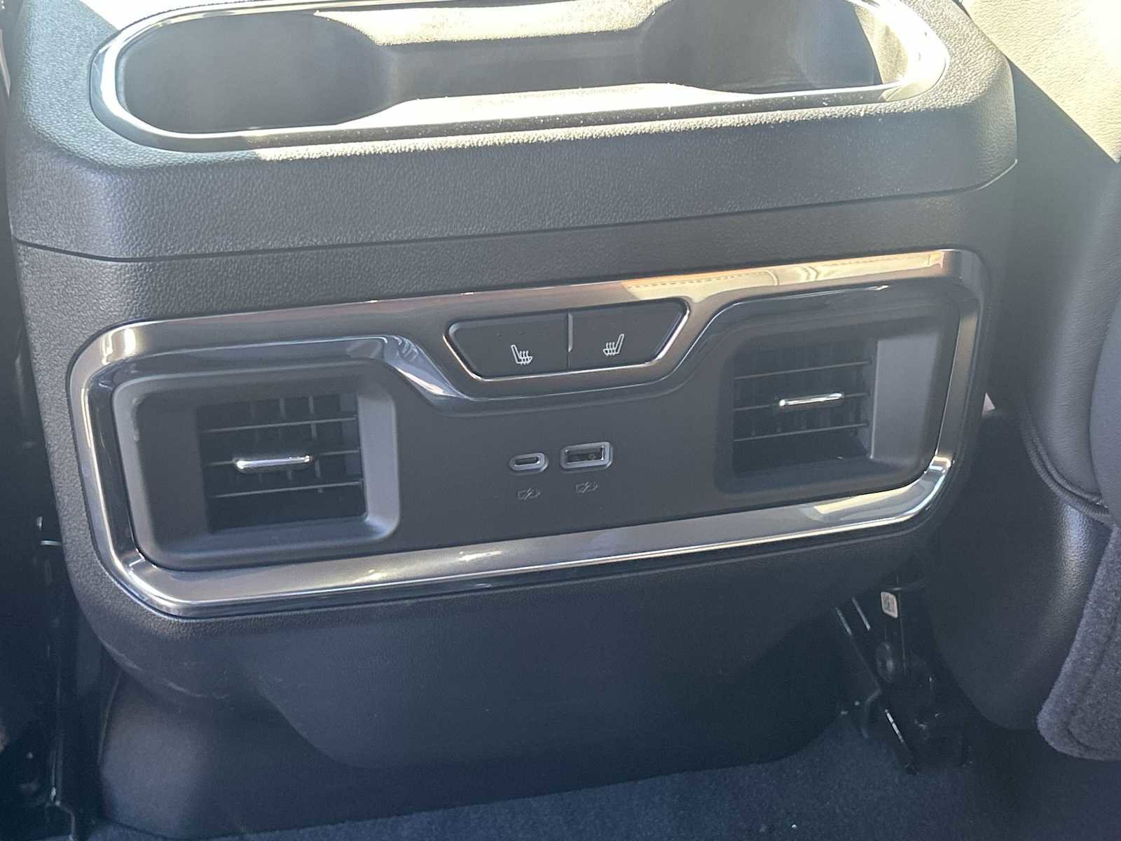 New 2026 GMC Sierra 2500 Denali Ultimate image 21