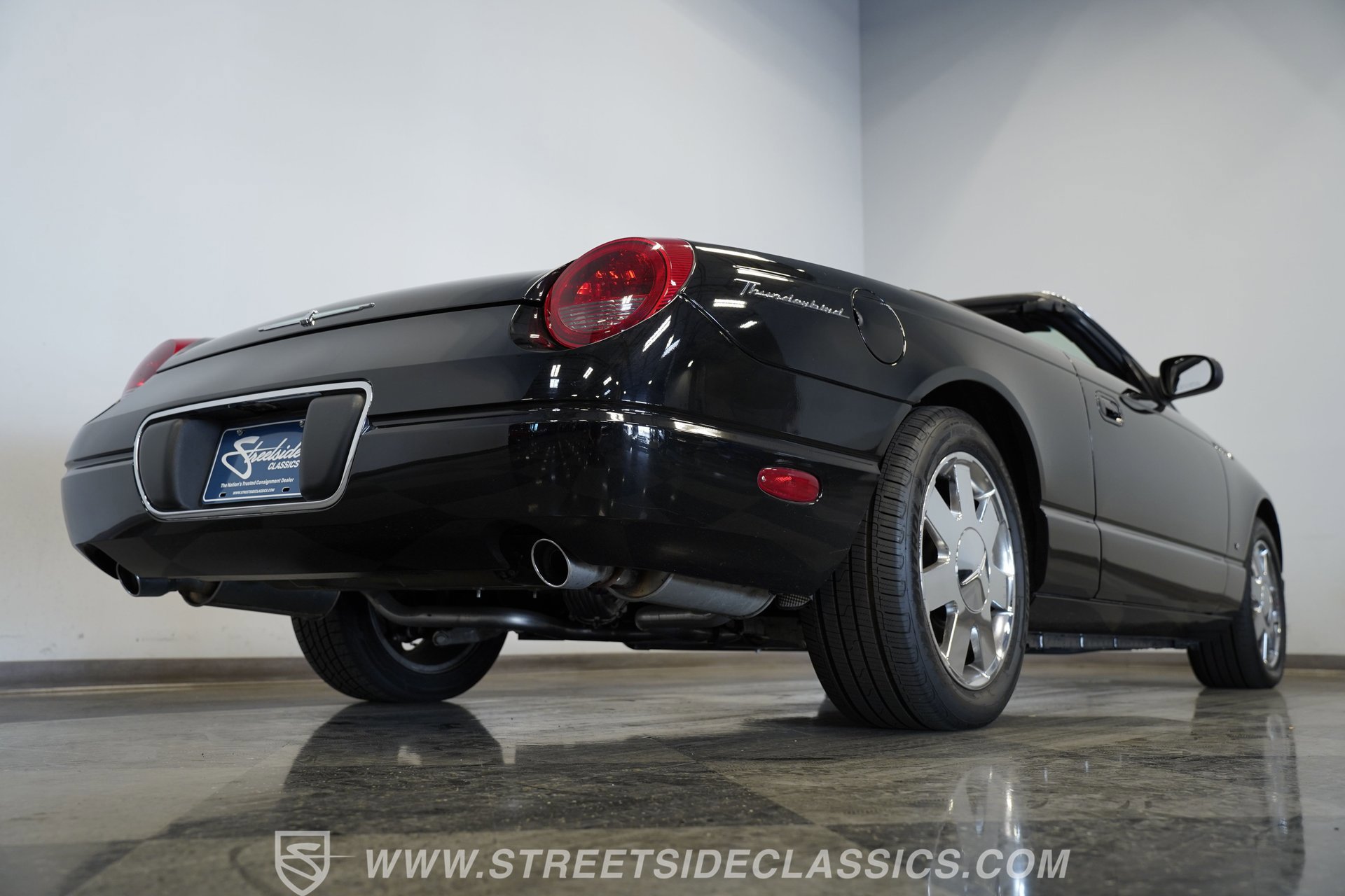 Used 2003 Ford Thunderbird RWD image 39
