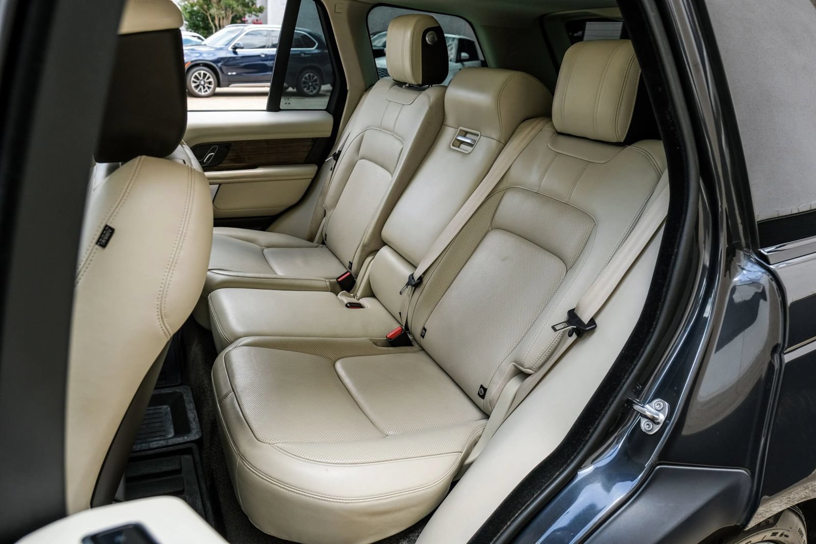 Used 2019 Land Rover Range Rover Supercharged AWD/4WD image 37