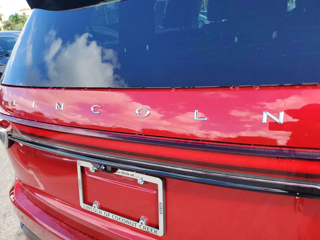 New 2025 Lincoln Aviator 2WD w/ Jet Appearance Package image 5