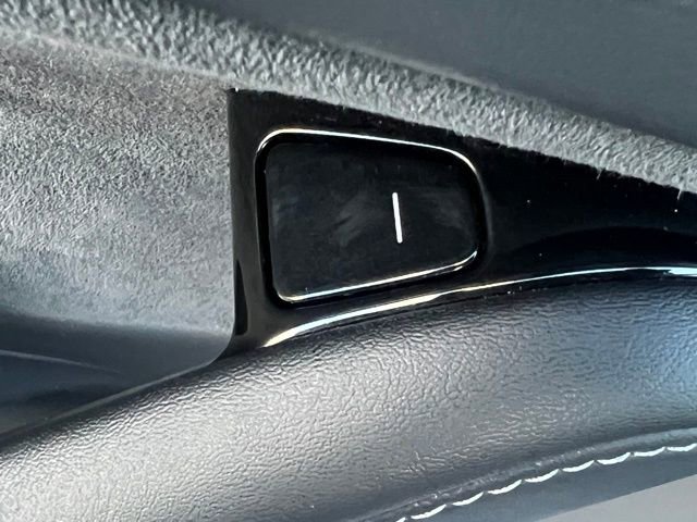 Used 2018 Tesla Model 3 Long Range image 18