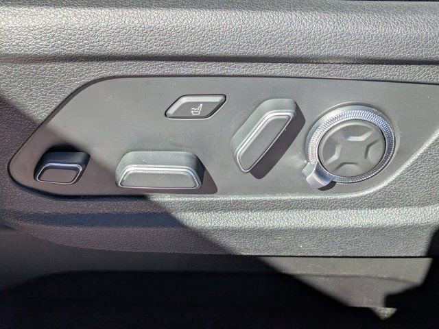 Used 2024 Hyundai Palisade Calligraphy image 18