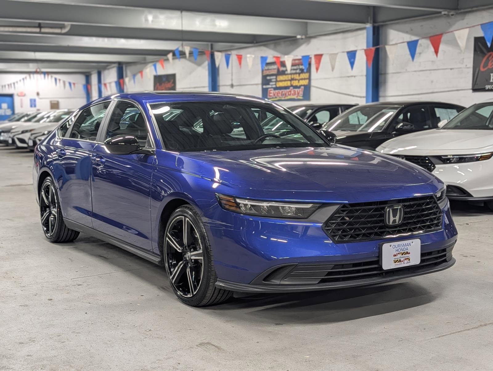 Used 2023 Honda Accord Sport image 1