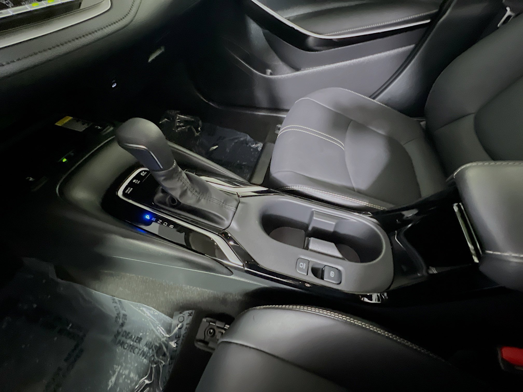 Used 2025 Toyota Corolla XLE image 25