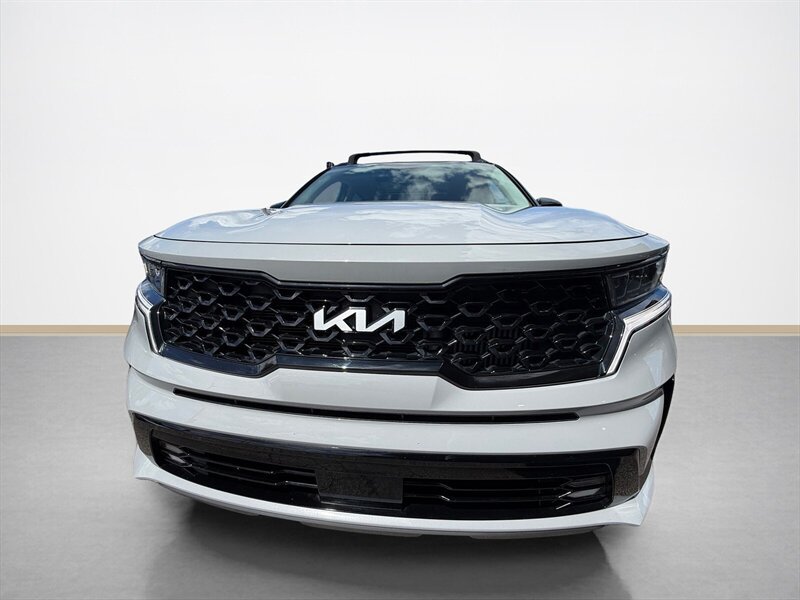 Used 2023 Kia Sorento SX FWD image 9