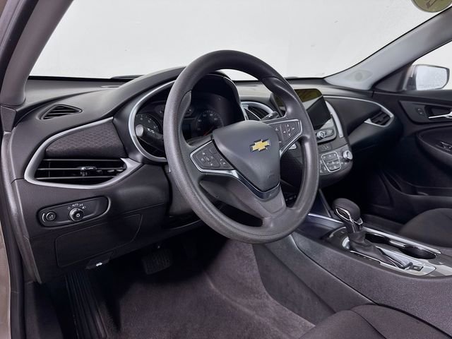 Used 2023 Chevrolet Malibu LT image 9
