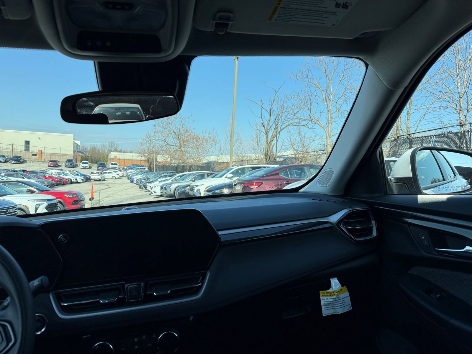 Used 2025 Chevrolet TrailBlazer LT image 36