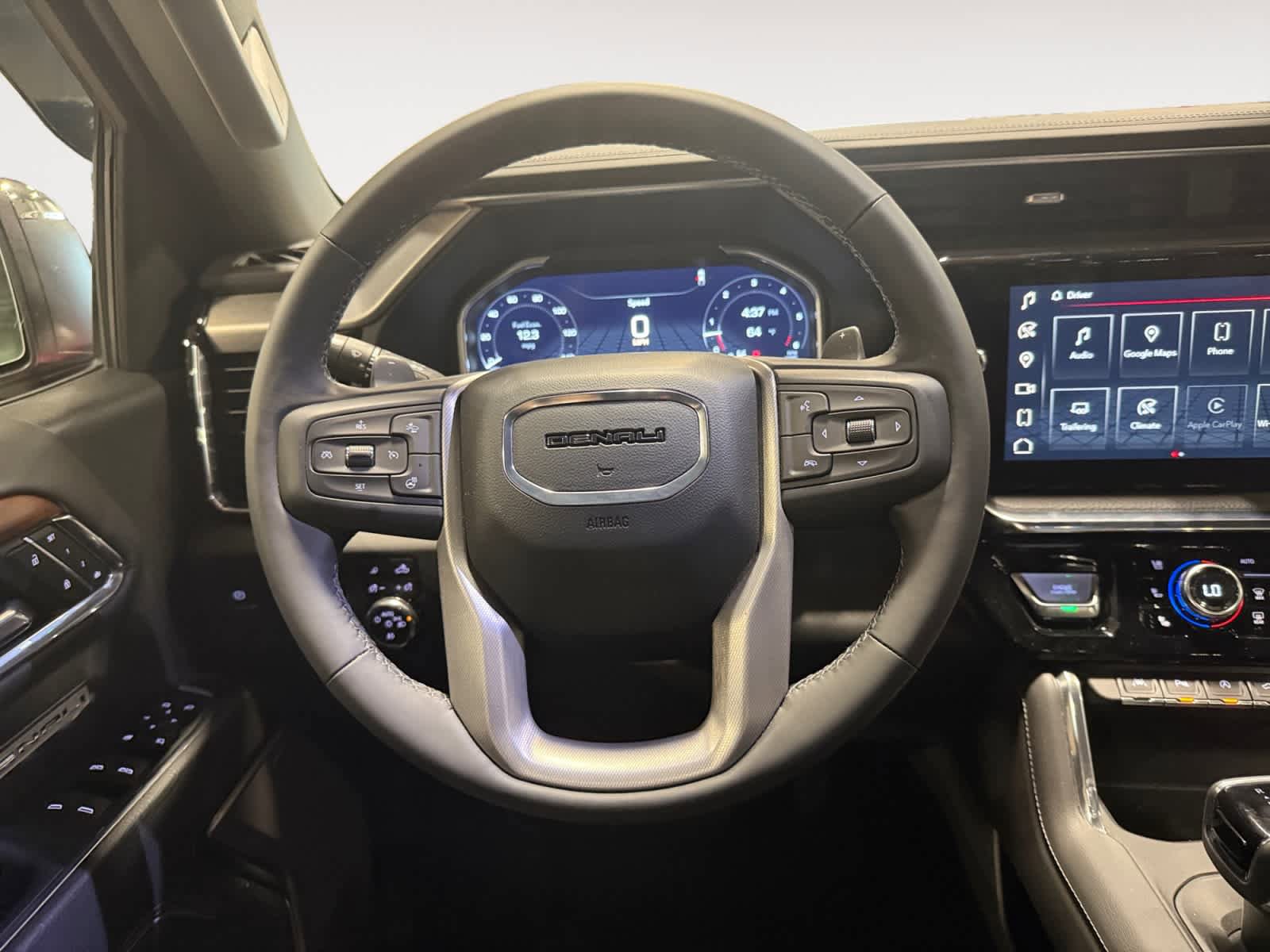Used 2023 GMC Sierra 1500 Denali w/ Denali Reserve Package AWD/4WD image 13