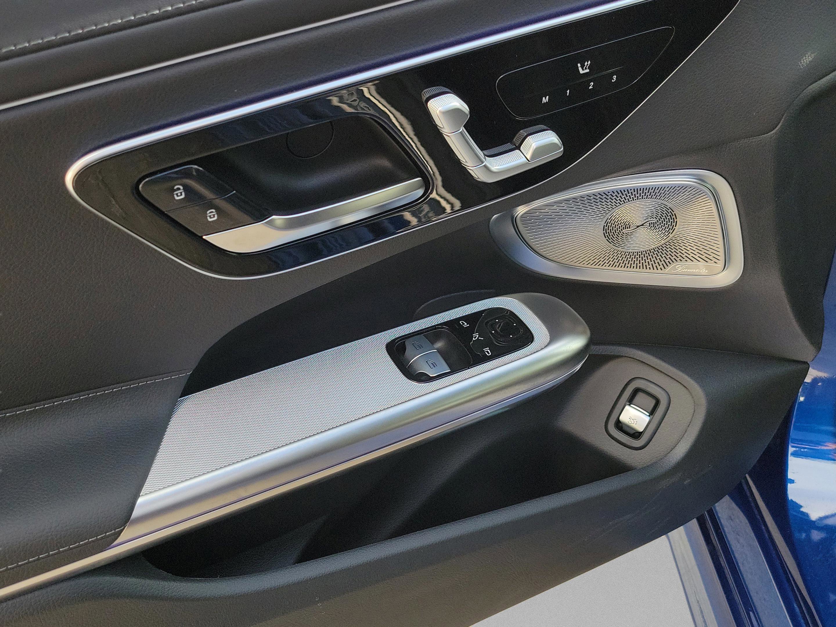 New 2025 Mercedes-Benz CLE 300 4MATIC Coupe image 12