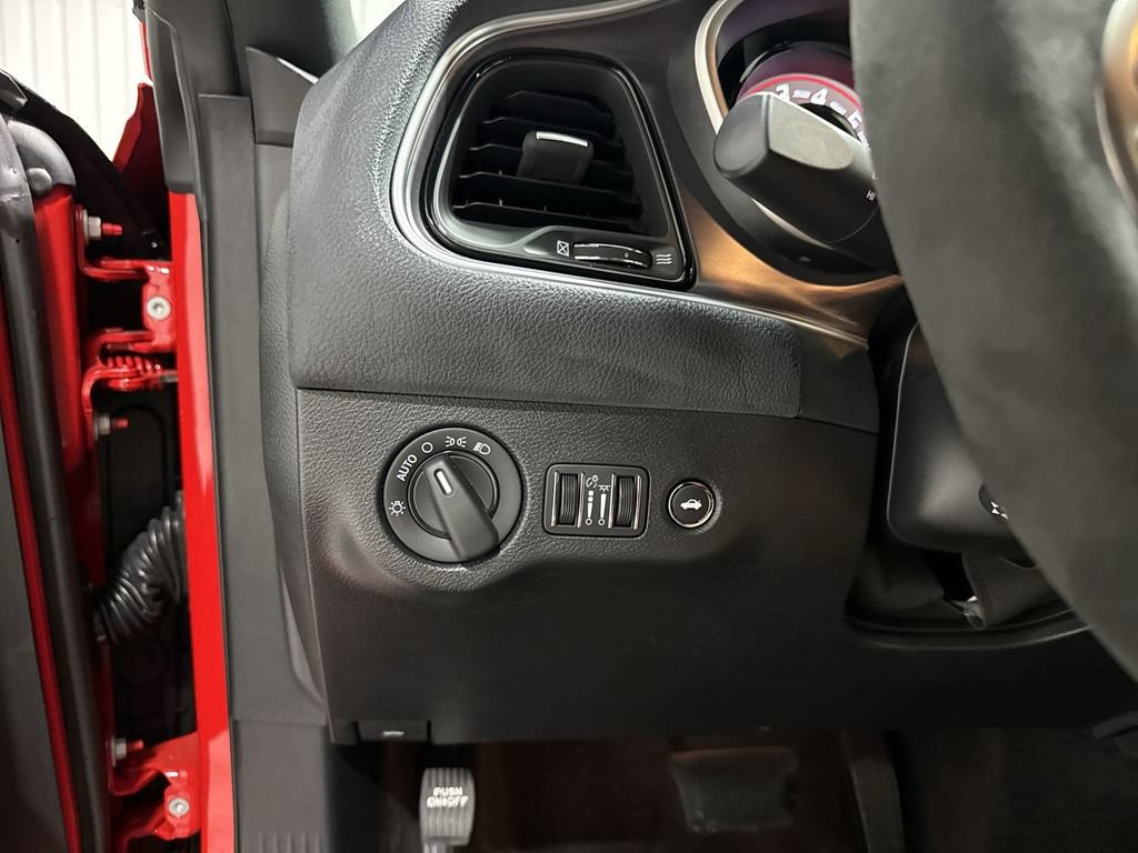 Used 2018 Dodge Challenger SRT Demon RWD image 18