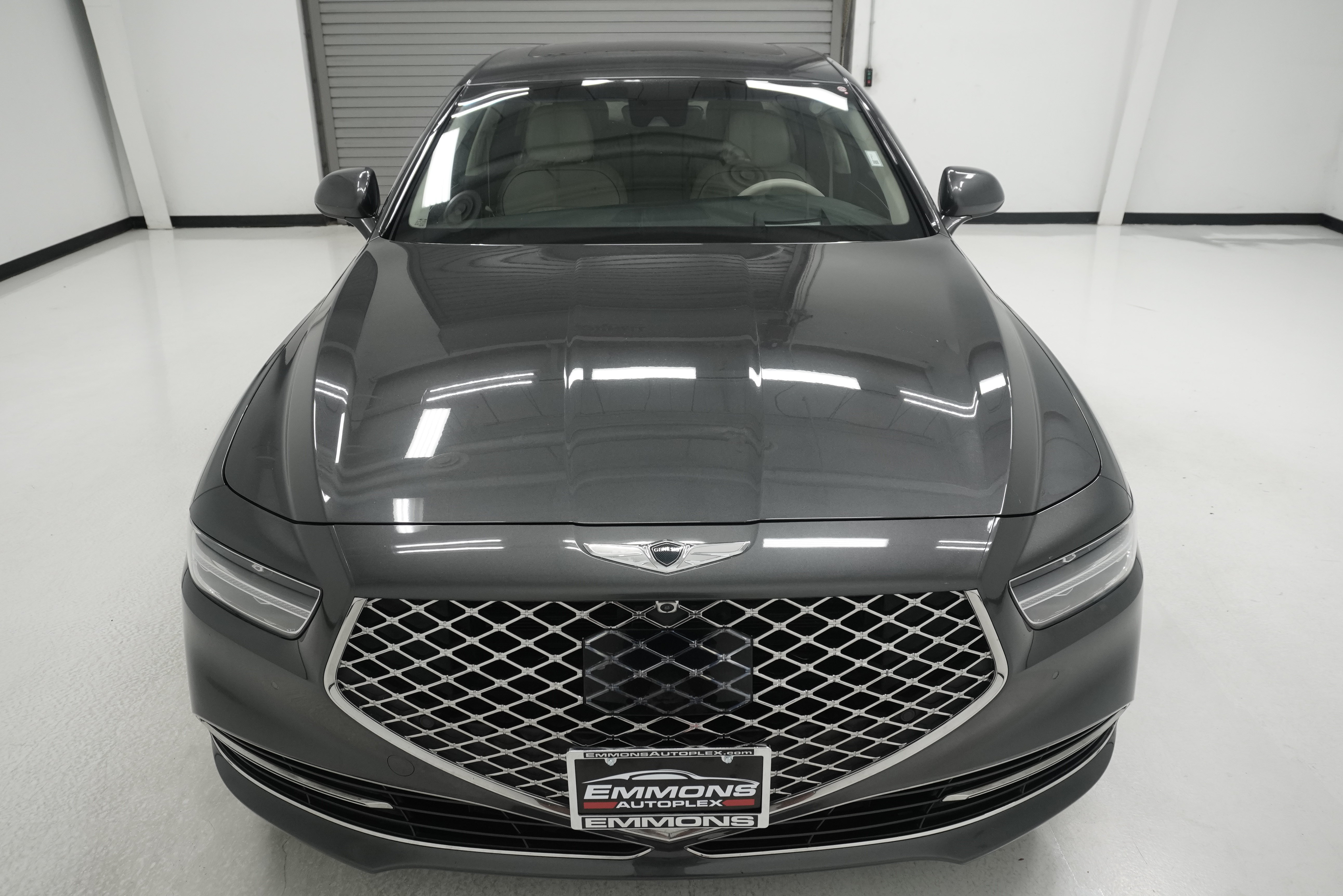 Used 2021 Genesis G90 5.0 Ultimate RWD image 2
