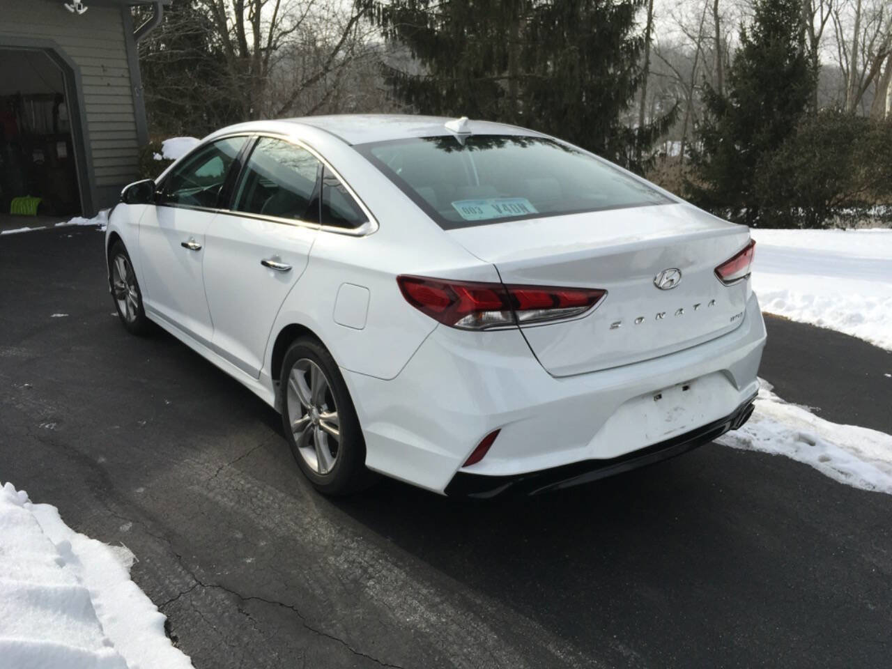 Used 2018 Hyundai Sonata Limited w/ Cargo Package image 4
