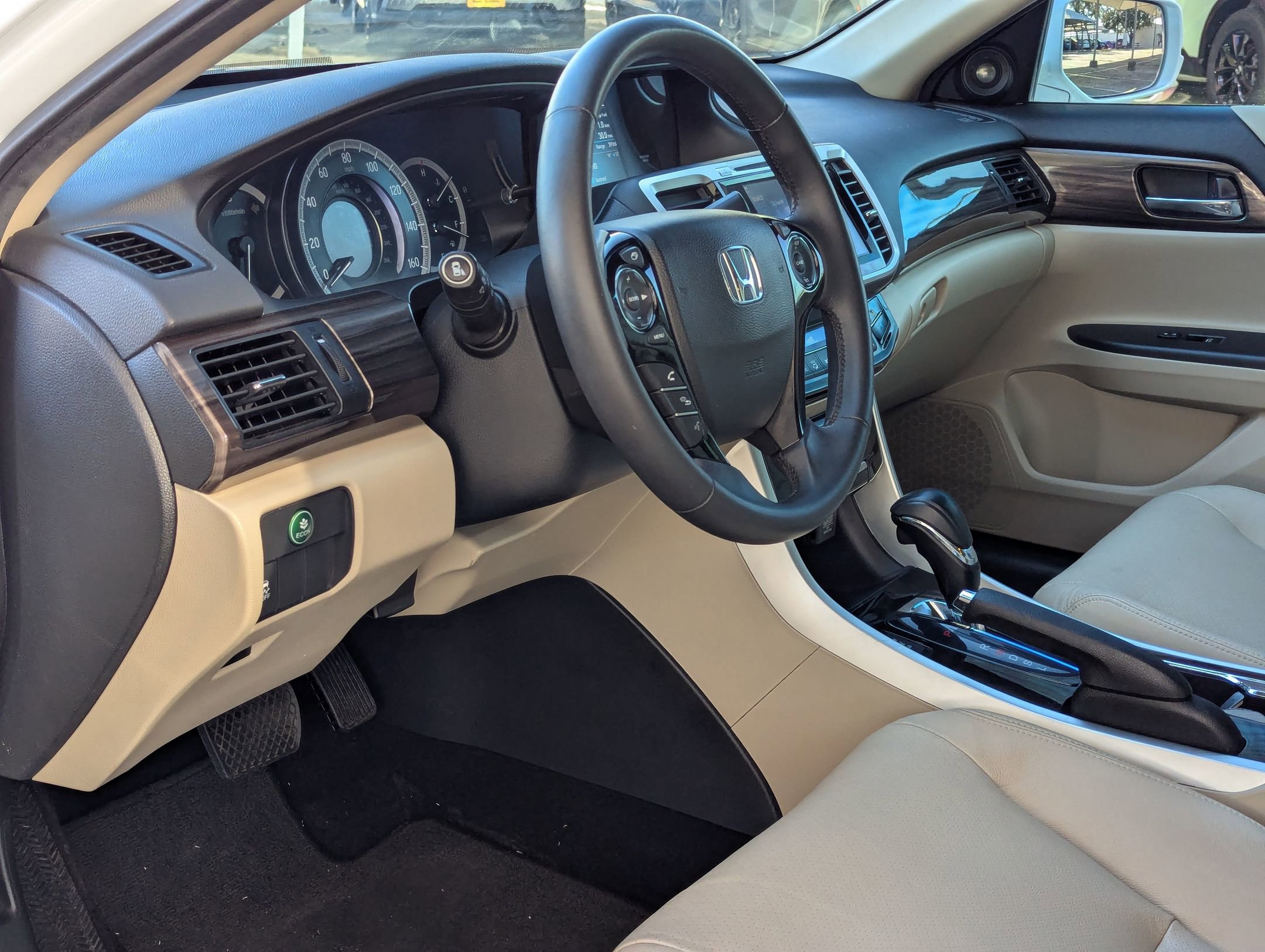 Used 2016 Honda Accord EX-L image 13