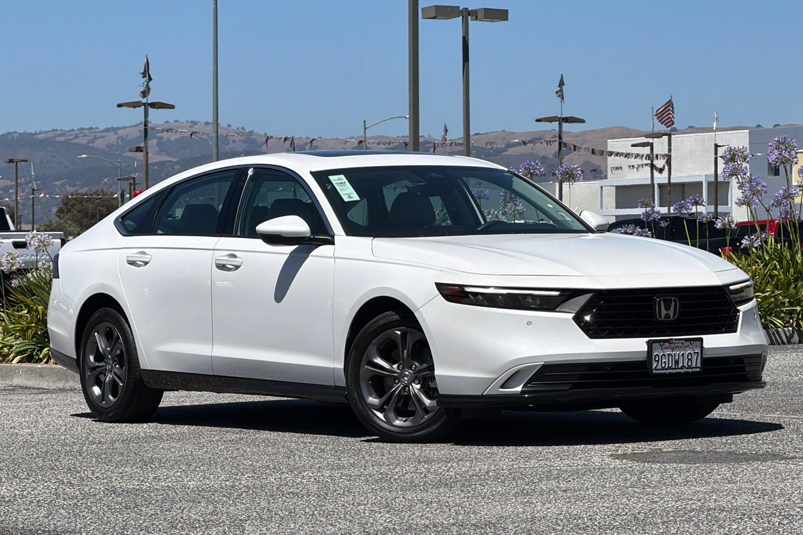 Used 2023 Honda Accord EX-L video 2