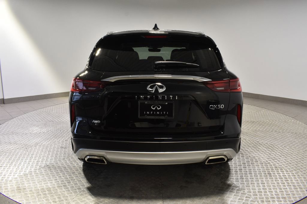 Certified 2025 INFINITI QX50 Luxe image 8