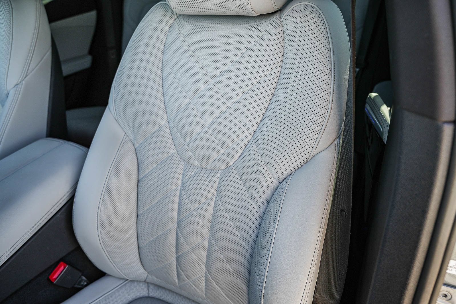 Used 2024 BMW X6 xDrive40i w/ Premium Package AWD/4WD image 24