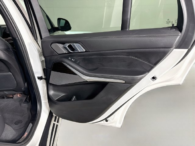 Used 2026 BMW X5 sDrive40i RWD image 27