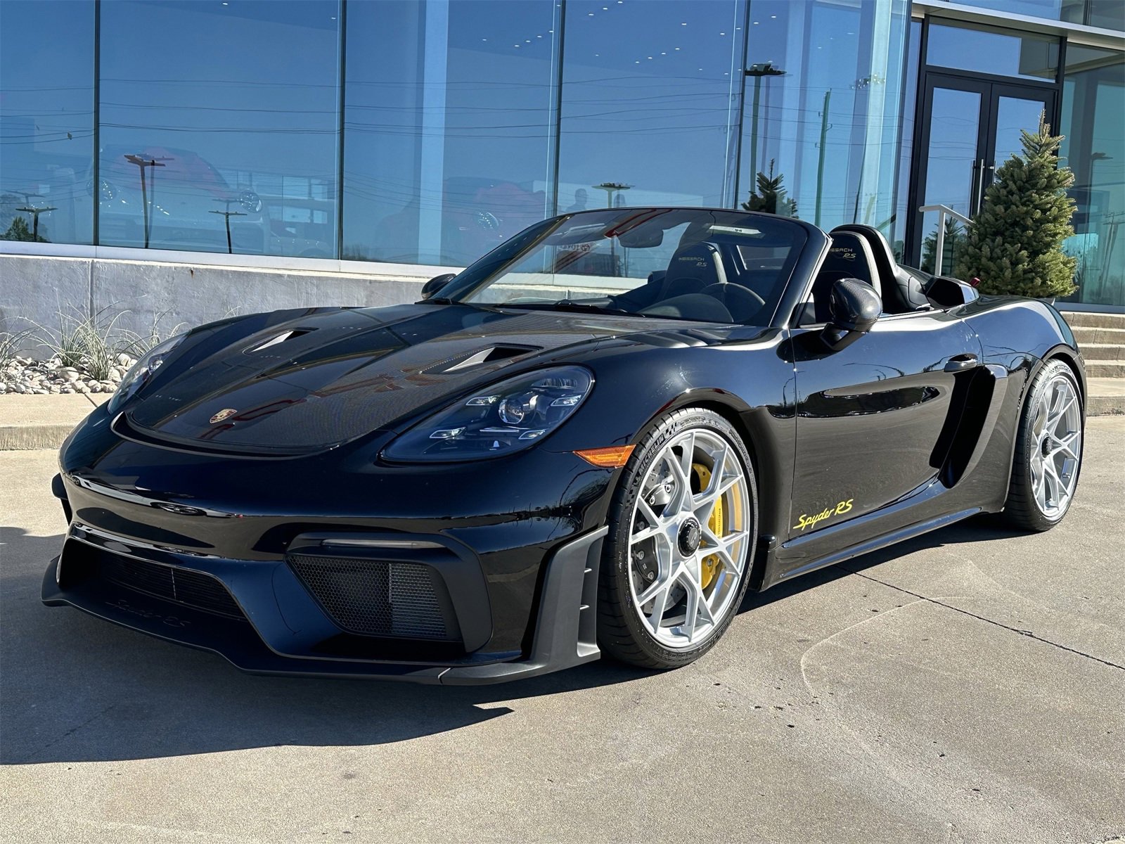 Certified 2025 Porsche 718 Boxster Spyder RS image 1