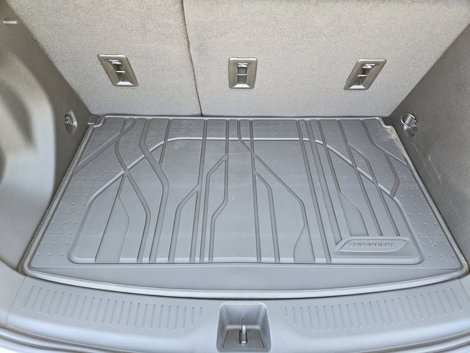 New 2027 Chevrolet Bolt RS w/ LPO, All-Weather Package FWD image 21