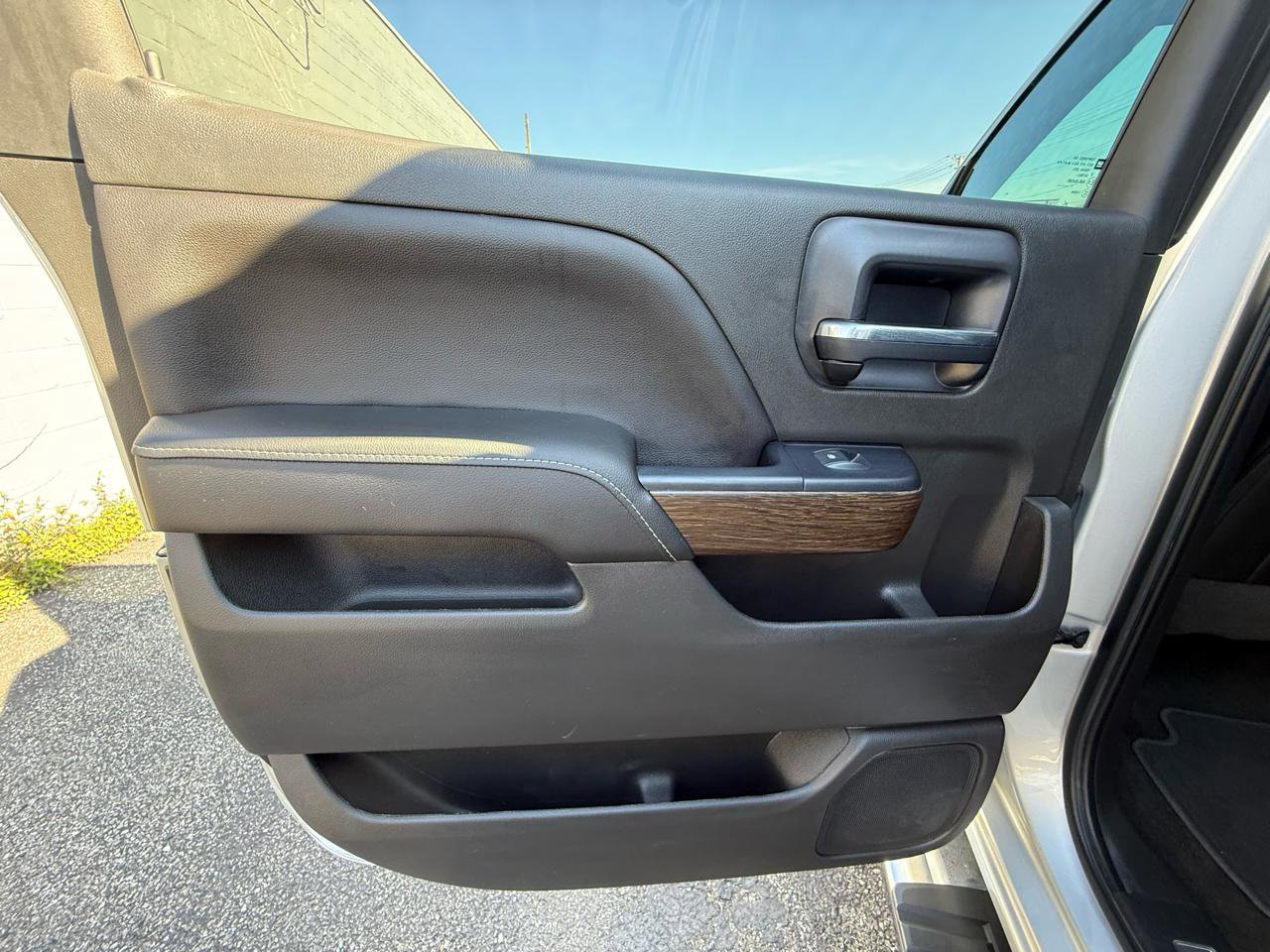 Used 2017 GMC Sierra 1500 Denali image 40